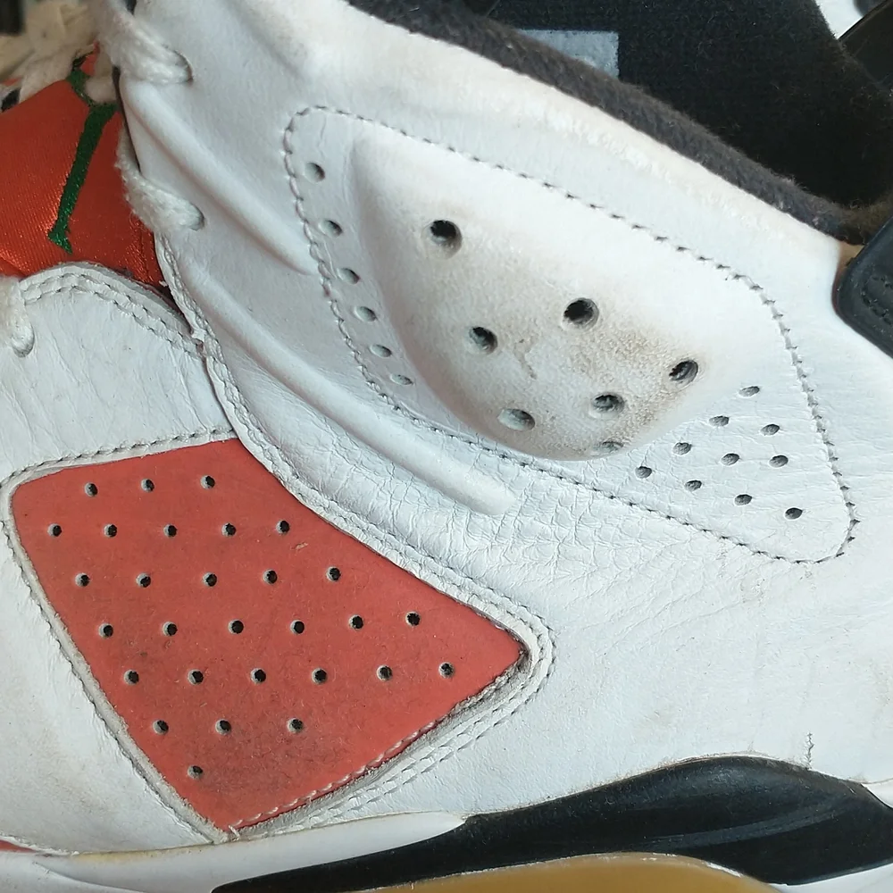 RARE---Collector Item..-Jordan Sneakers - Picture 8 of 12